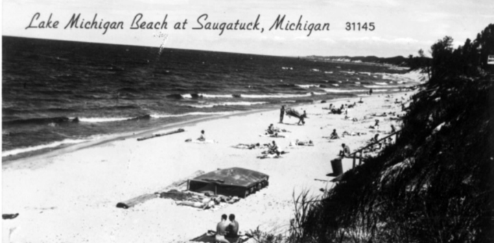 A photo of Oval Beach in Saugatuck in 1947 (Photo courtesy of the Saugatuck-Douglas Historical Society)